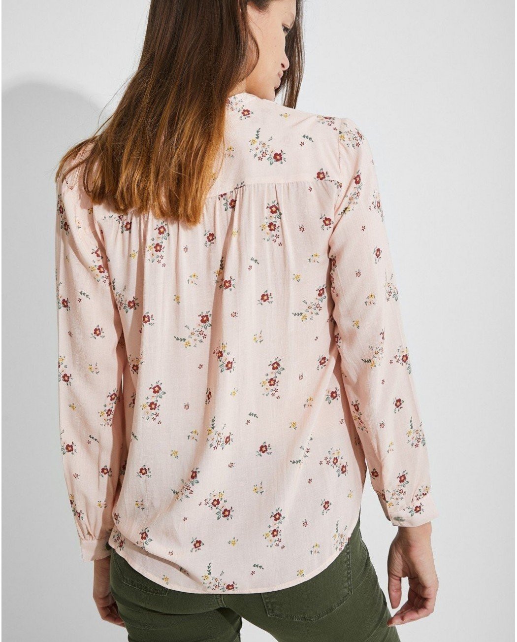 BLUSA CUELLO MAO JANETHA