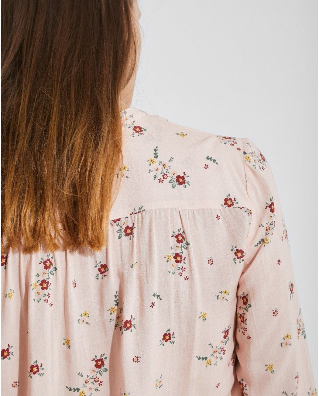 BLUSA CUELLO MAO JANETHA