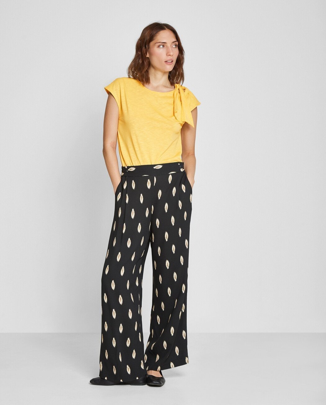 PANTALÓN FLUIDO ESTAMPADO